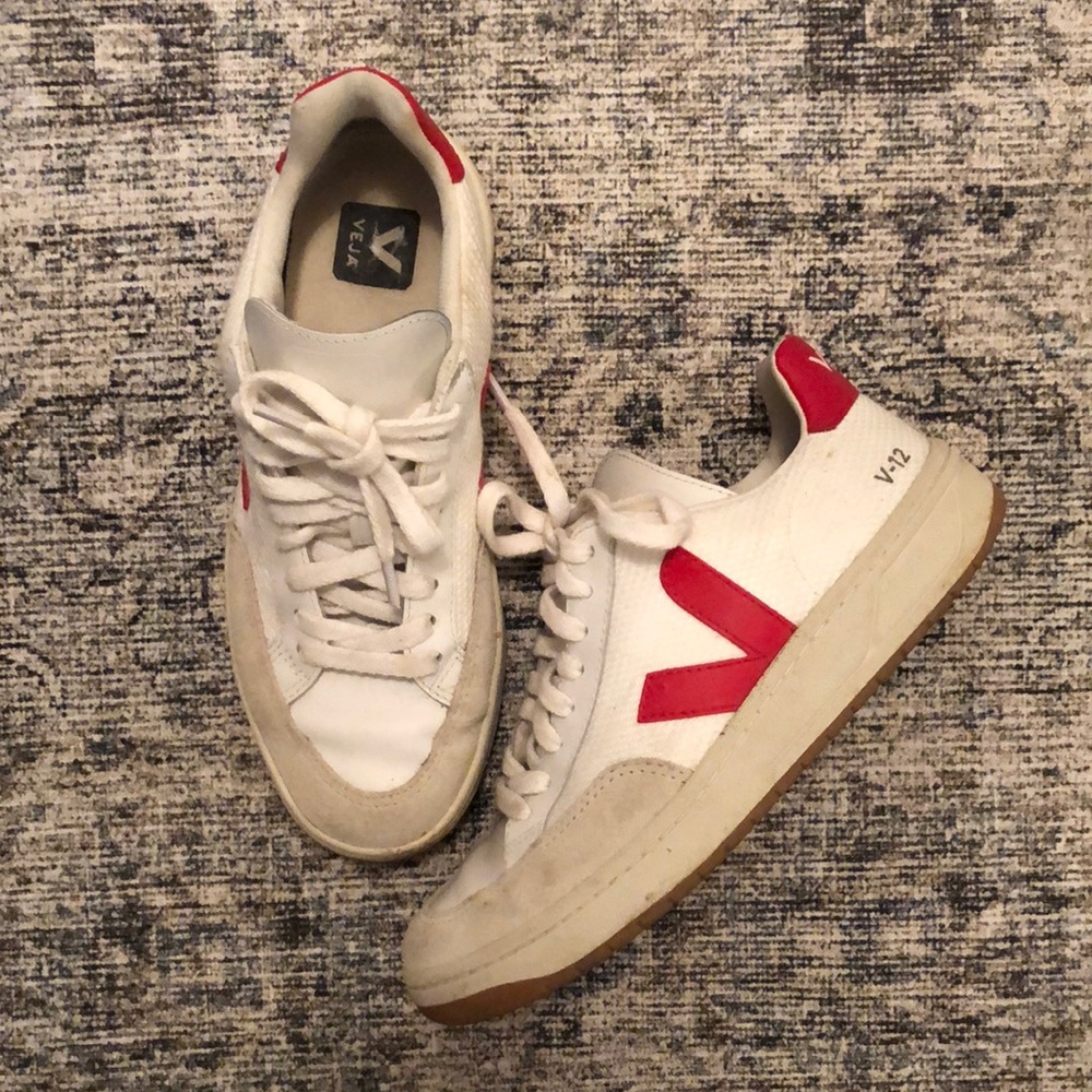 VEJA V-12 Sneakers